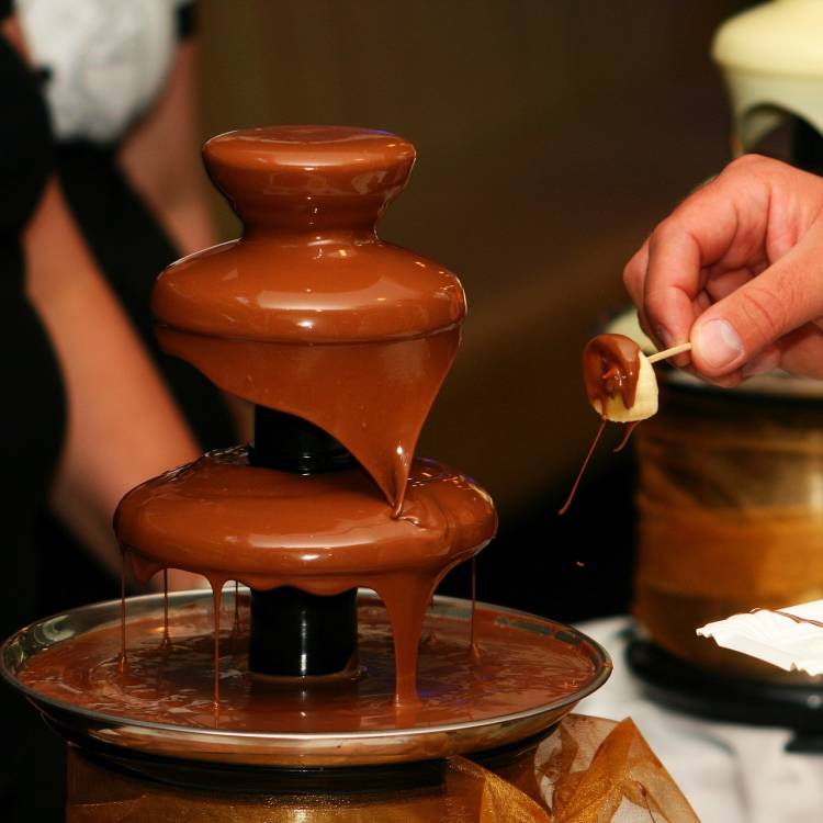 4 Things To Consider To Pick the Right Chocolate Fountain