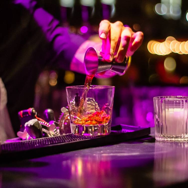 Sound Reasons to Have an Open Bar at Your Next Event