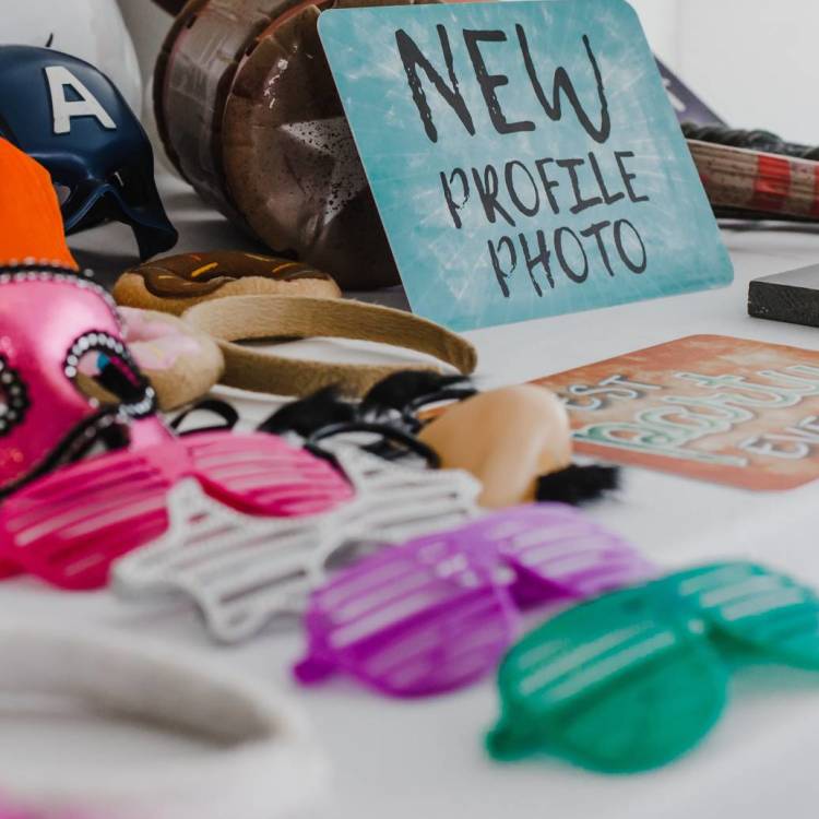 6 Reasons to Have a Photo Booth at Your Event