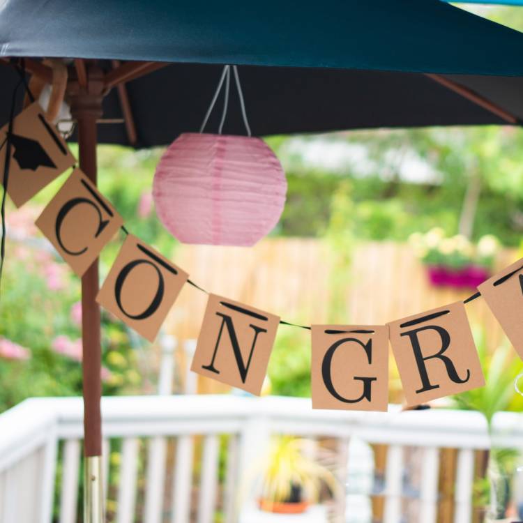 How to Plan the Perfect Graduation Party 