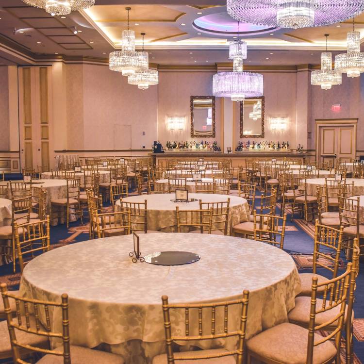 Things to Know before Getting Chiavari Chairs for Hire