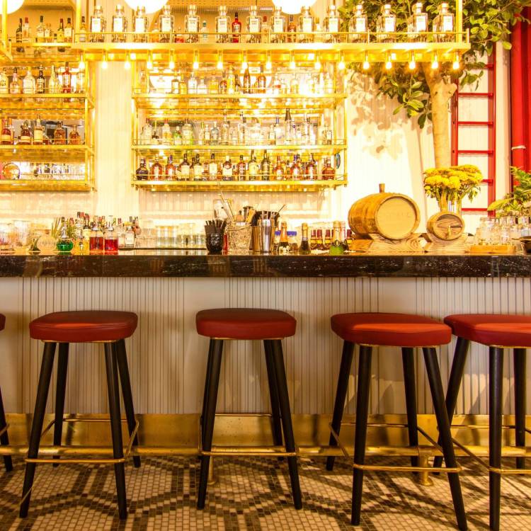 Crafting Your Perfect Event: A Guide to Selecting and Customising Bar Hire